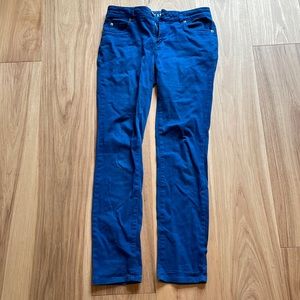 Mid rise straight legged pant